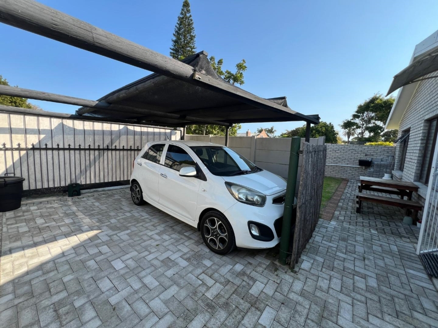 3 Bedroom Property for Sale in Greenshields Park Eastern Cape